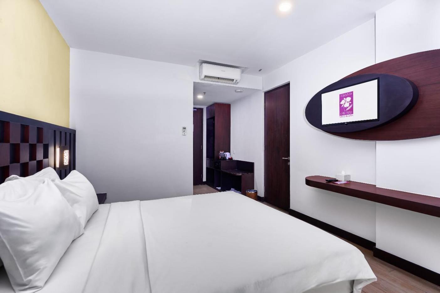 Grand Orchid Hotel Yogyakarta Maguwo Eksteriør billede
