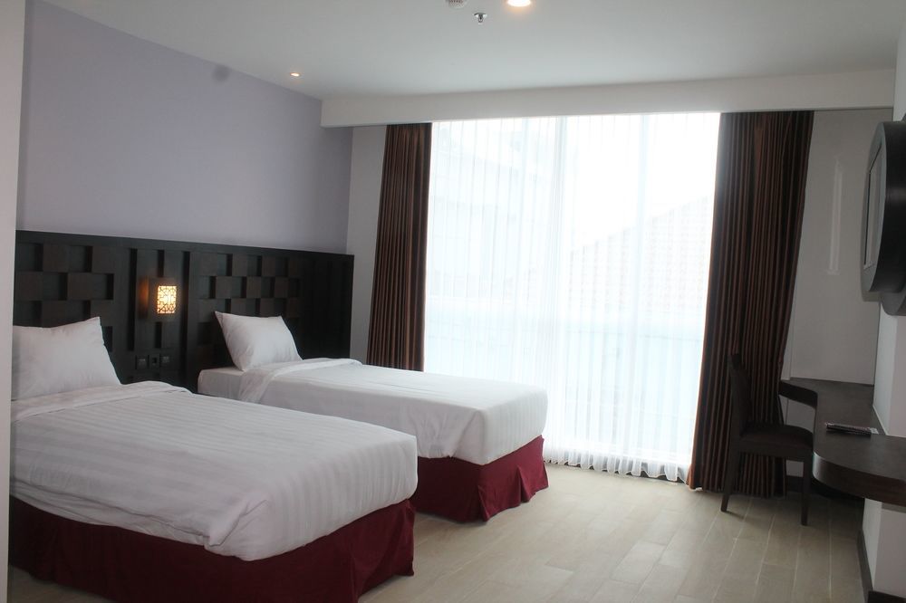 Grand Orchid Hotel Yogyakarta Maguwo Eksteriør billede