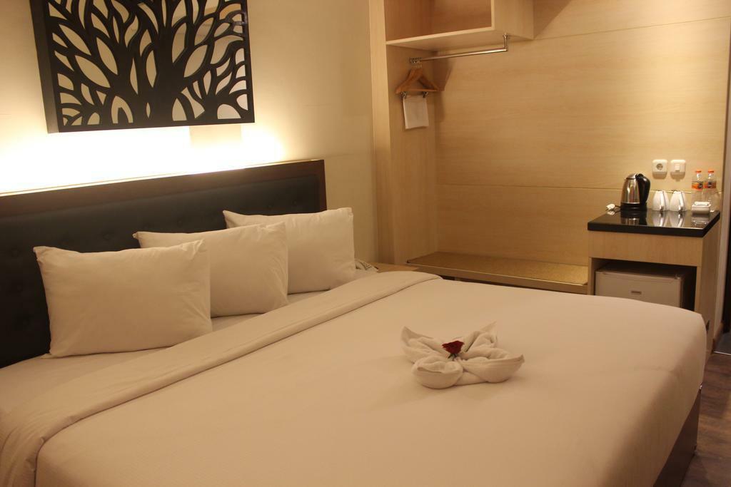 Grand Orchid Hotel Yogyakarta Maguwo Eksteriør billede