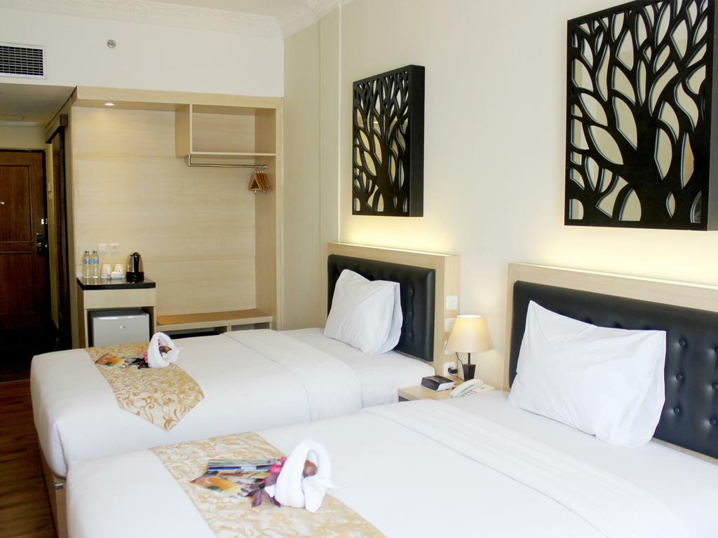 Grand Orchid Hotel Yogyakarta Maguwo Eksteriør billede